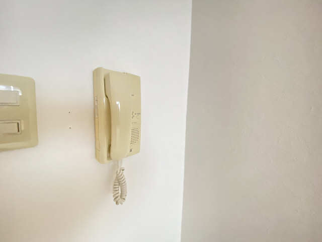 インターホン