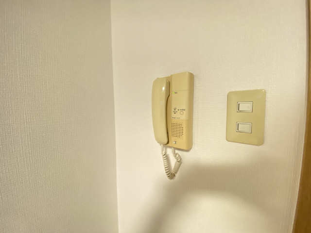 インターホン