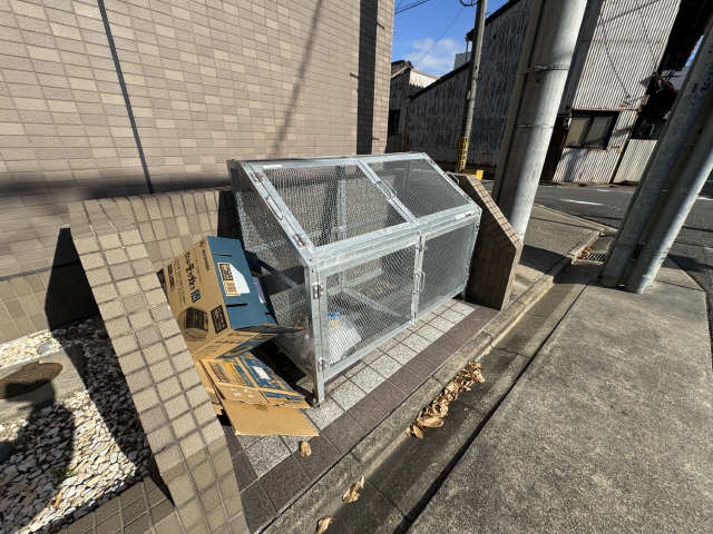 ゴミ捨て場
