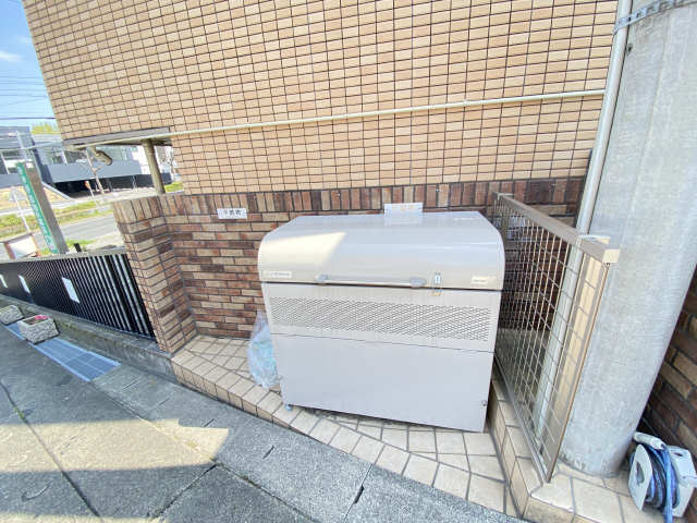 ゴミ捨て場