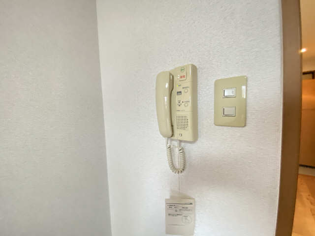 インターホン