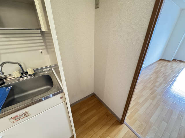 冷蔵庫置き場