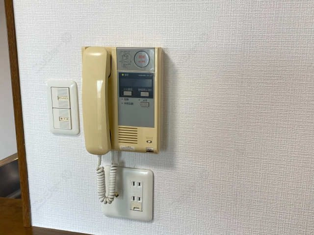 インターホン