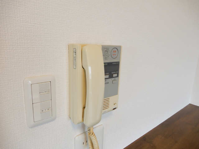 インターホン