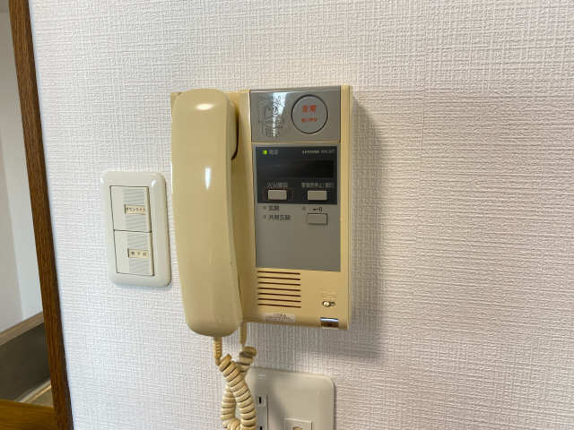 インターホン