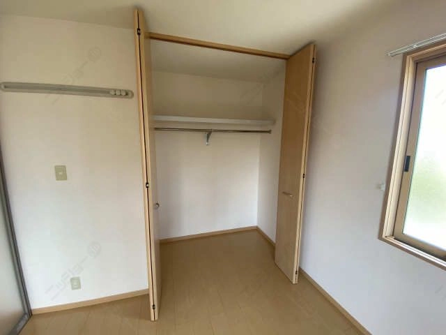 洋室収納