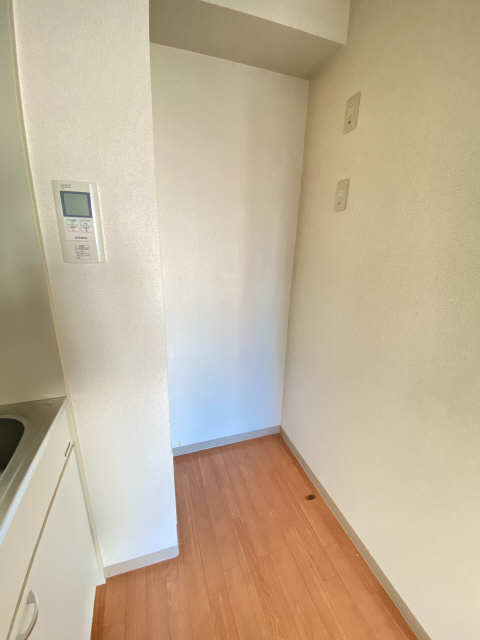 冷蔵庫置き場