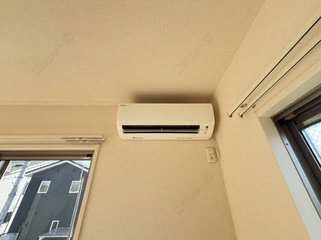 エアコン洋間
