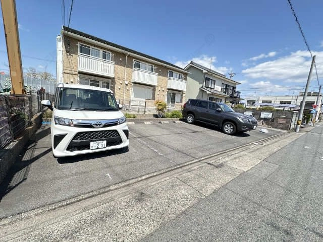   駐車場