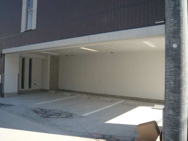 屋内駐車場