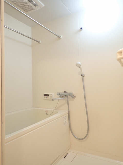 ＨＯＬＹ　ＣＯＲＲＥＣＴ・桜山 3階 浴室