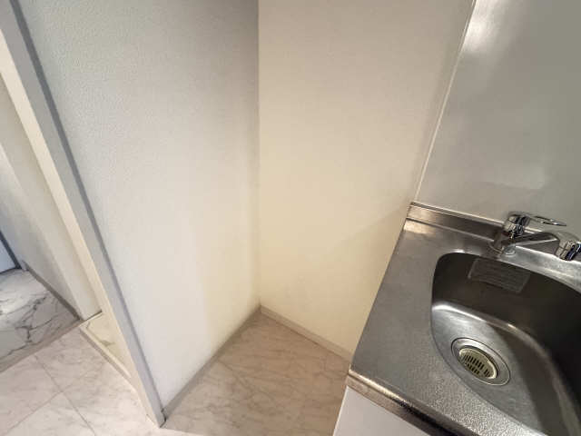 冷蔵庫置き場