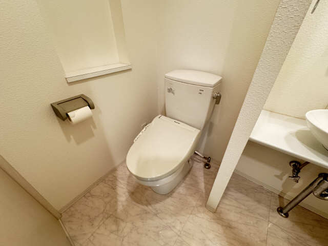 WC