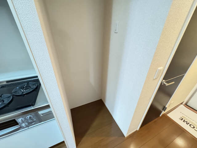 冷蔵庫置き場