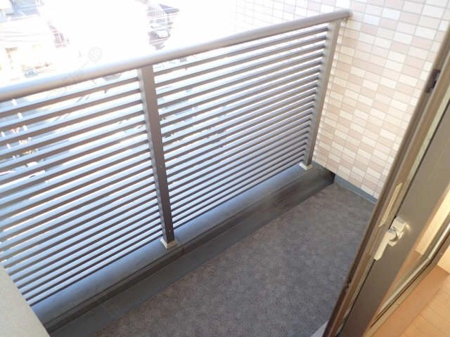 北洋間ベランダ