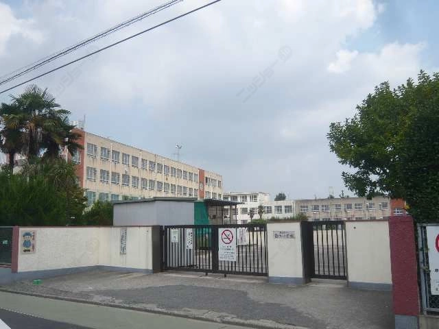 星崎小学校