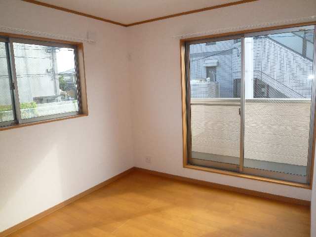 ２階東洋間