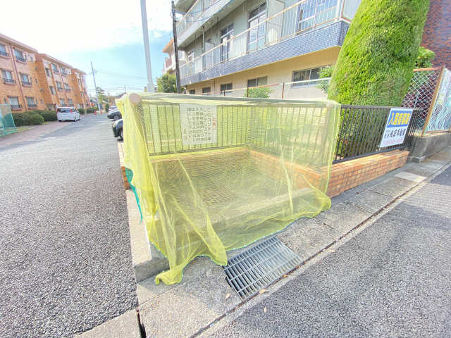 ゴミ捨て場