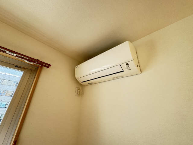 洋間エアコン