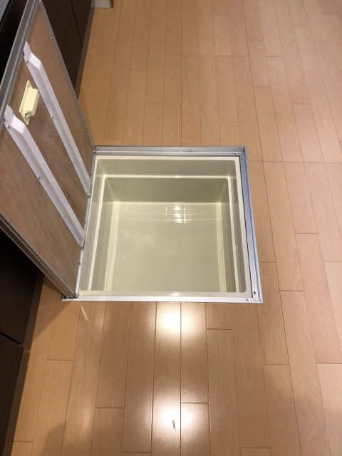 床下収納キッチン