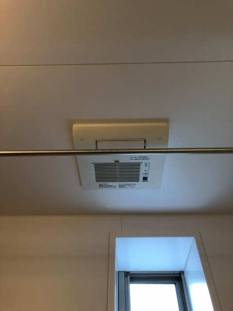 浴室暖房乾燥機