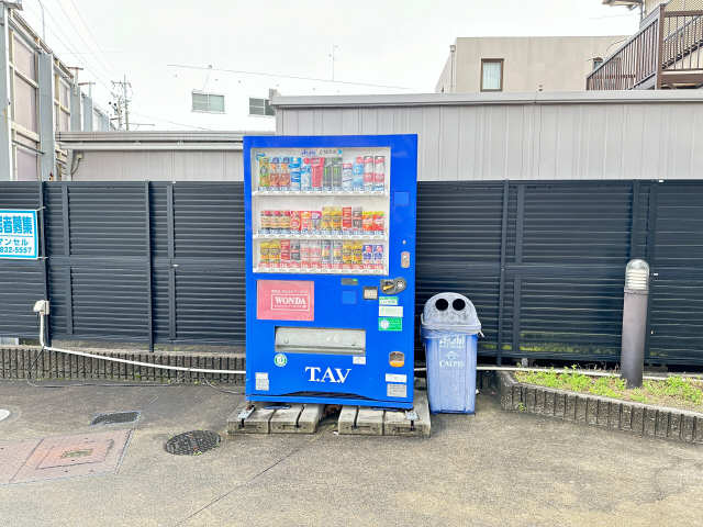 ＲＥＧＡＬＯ桜本町 7階 自動販売機