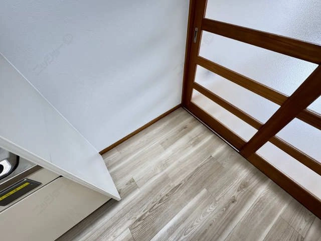 冷蔵庫置き場