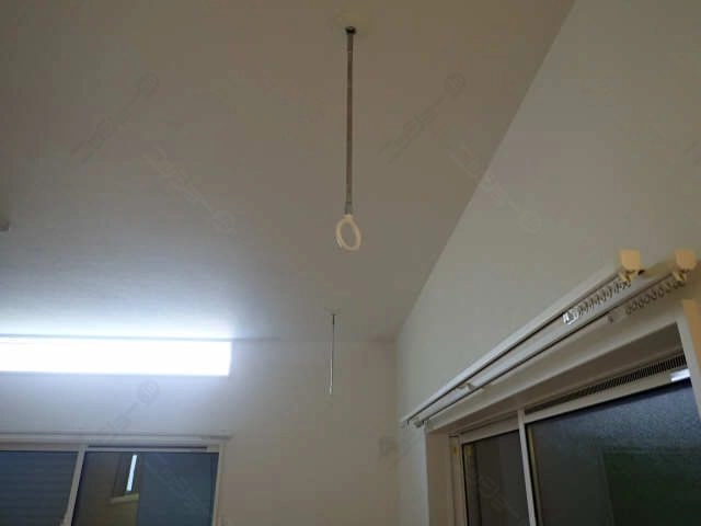 ホスクリーン洋間