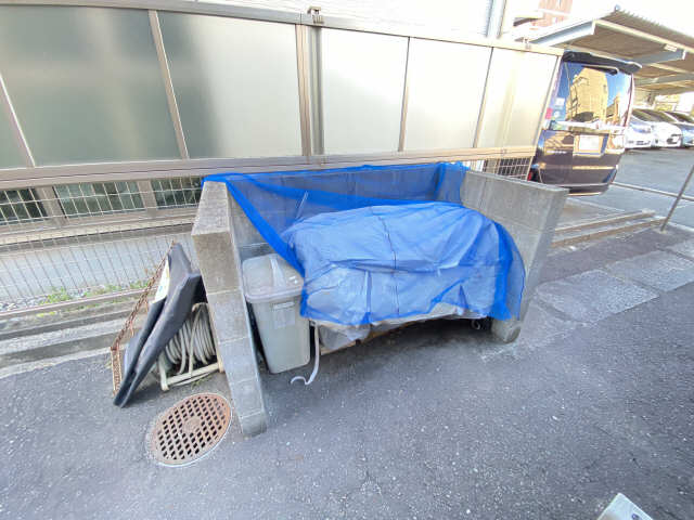 ゴミ捨て場