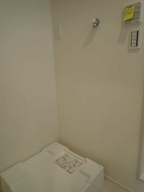 メゾン櫻 1階 洗濯機置場