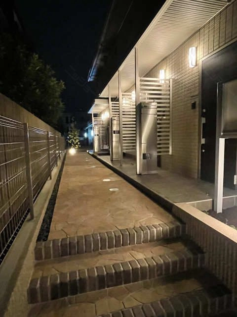 玄関側