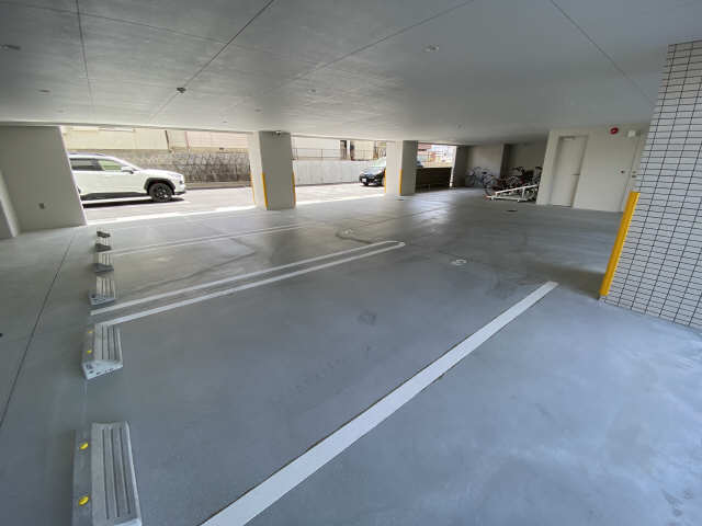VILLAGE DE MIZUHO 2階 駐車場