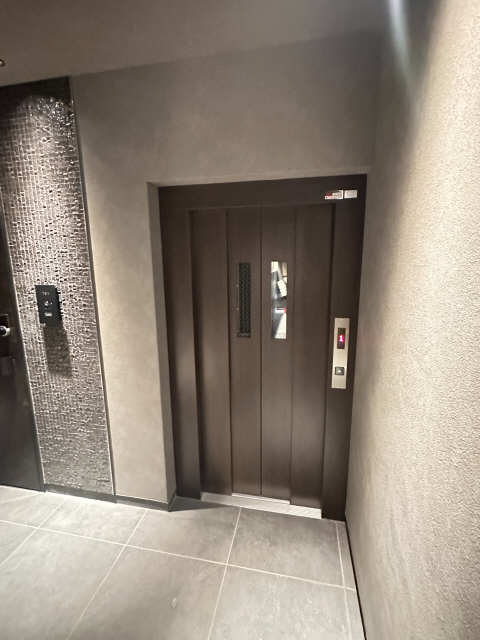 グレイス　カメリア 2階 エレベーター