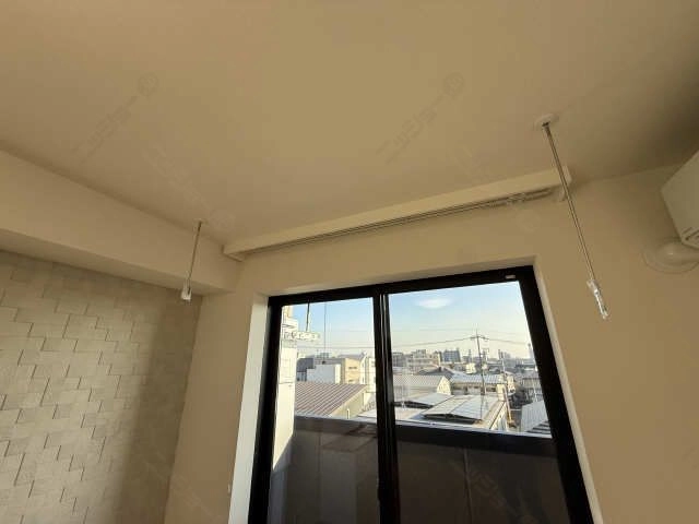 室内物干し金具