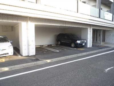 S-FORT桜山 8階 駐車場