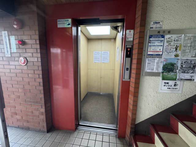エレベーター
