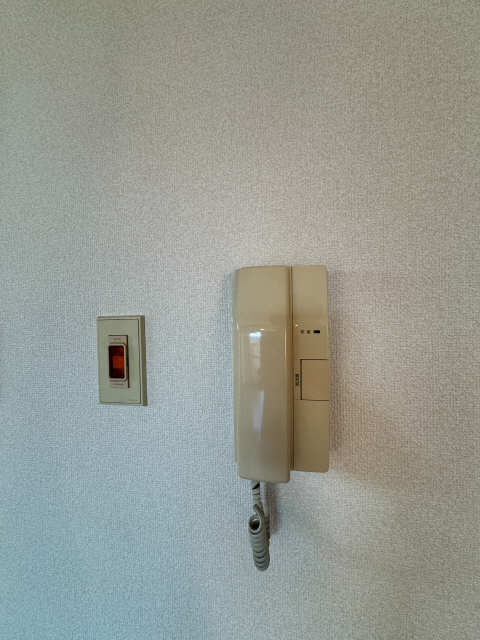 インターホン