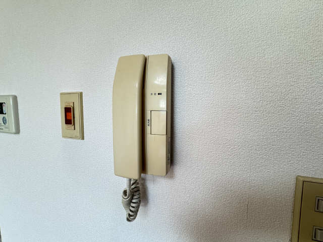 インターホン