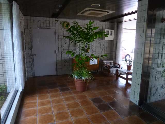 エントランスホール