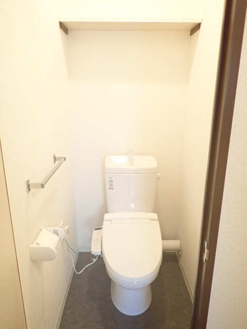 エミネンス名城 2階 WC