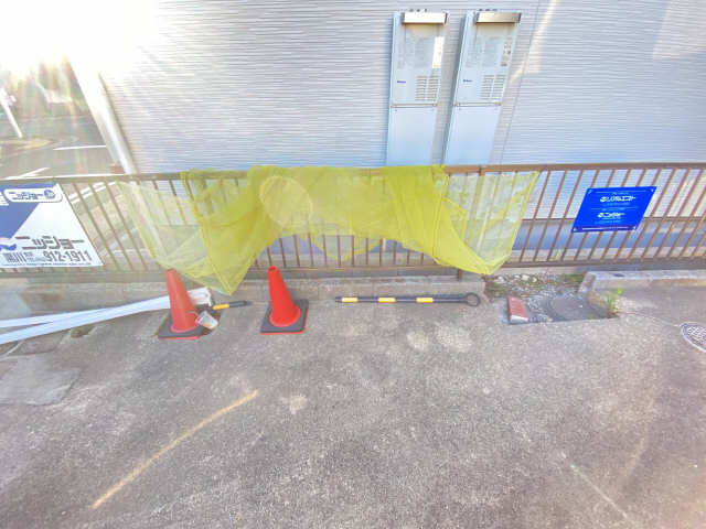 敷地内ゴミ置き場