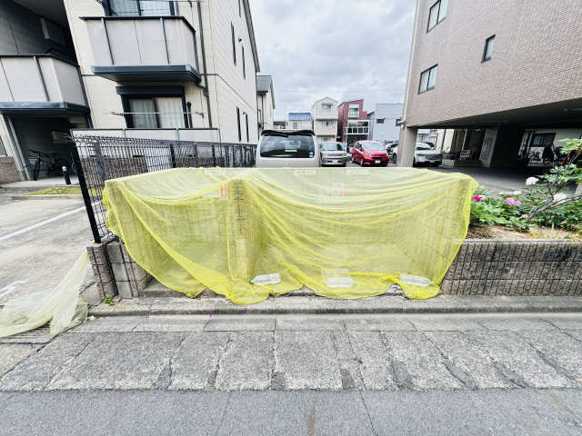 敷地内ゴミ置き場