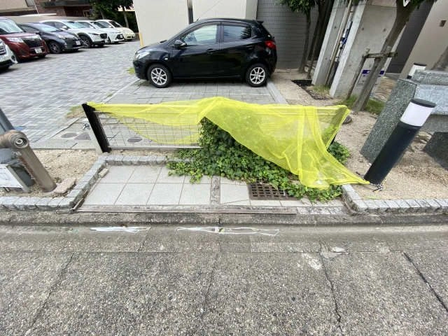 敷地内ゴミ置き場