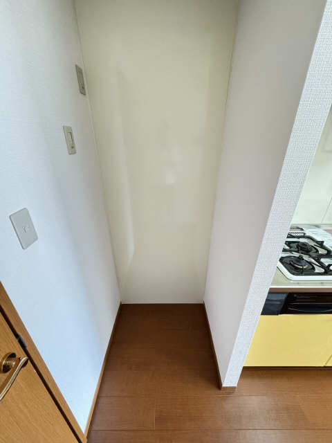 冷蔵庫置き場
