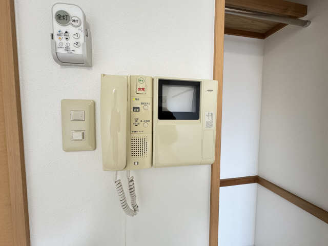 モニター付きインターホン