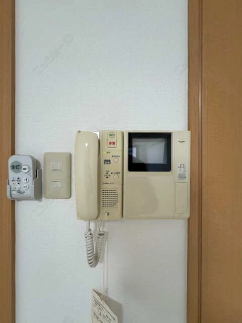 モニター付きインターホン