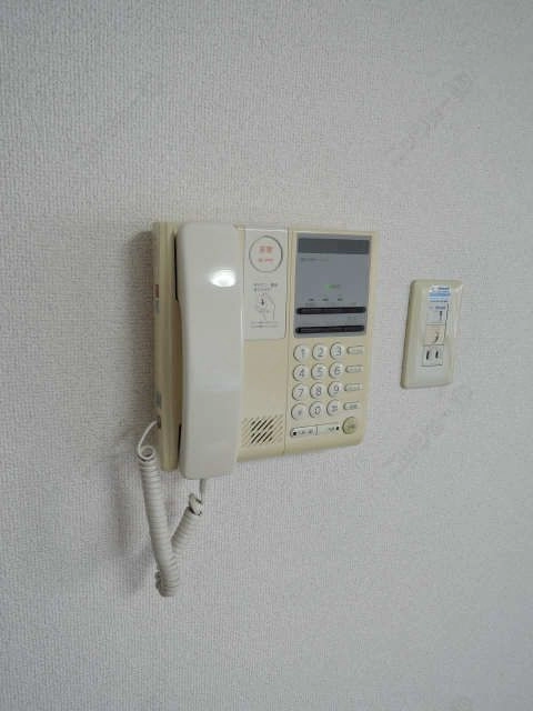 インターホン