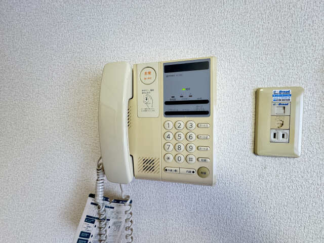 インターホン