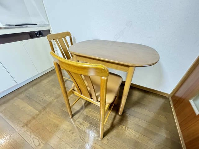 ダイニングテーブル