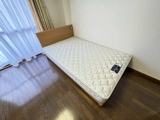 ベッド